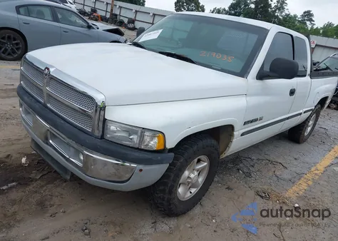 1998 Dodge Ram 1500 из США, поврежденный, VIN 3B7HC13Z7WG219035
